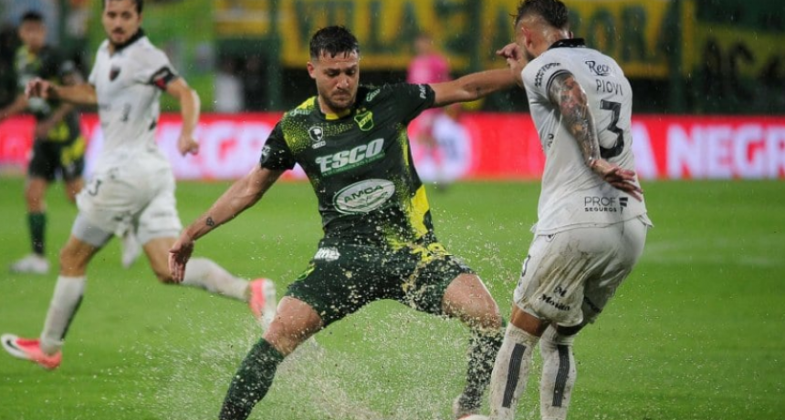 Perdi&oacute; Col&oacute;n en cancha de Defensa y Justicia