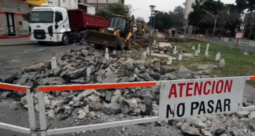 Nuevo plan para solucionar el hist&oacute;rico hundimiento de Urquiza y bulevar