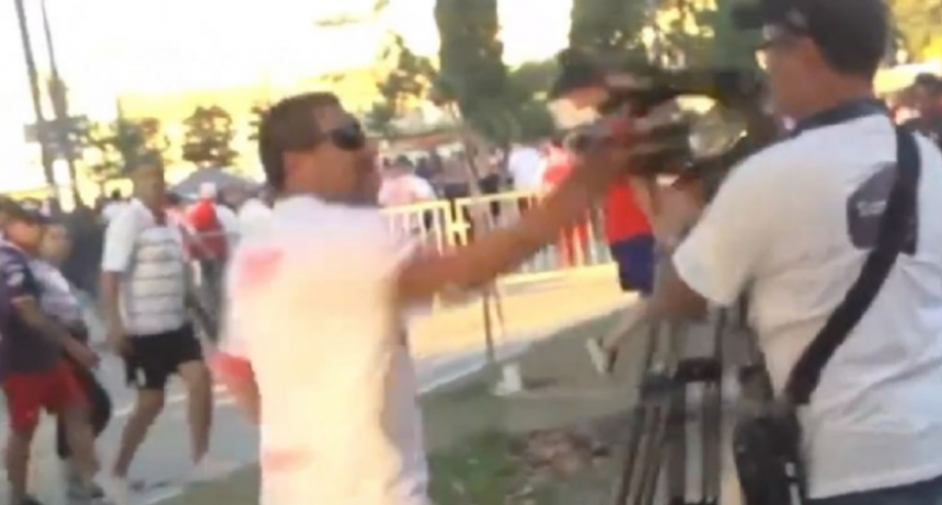 Tras la derrota de Uni&oacute;n, agredieron a un periodista, hubo polic&iacute;as heridos y 18 detenidos