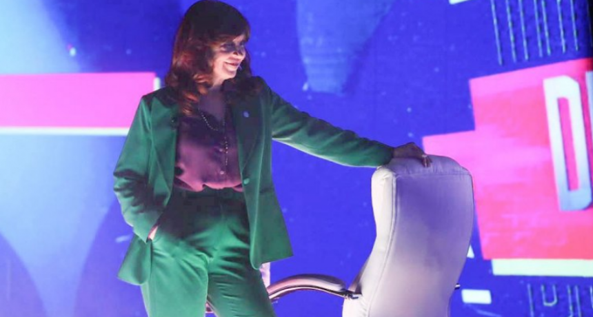 Cristina Kirchner ratific&oacute; que no ser&aacute; candidata y recalc&oacute;: "Estoy en libertad condicional"