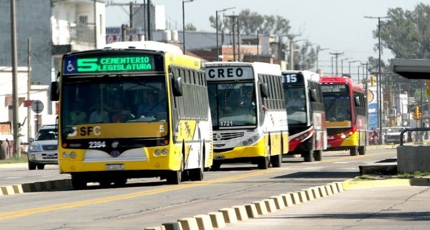 Paro de colectivos: dictaron la conciliaci&oacute;n obligatoria y se levant&oacute; la medida de este martes