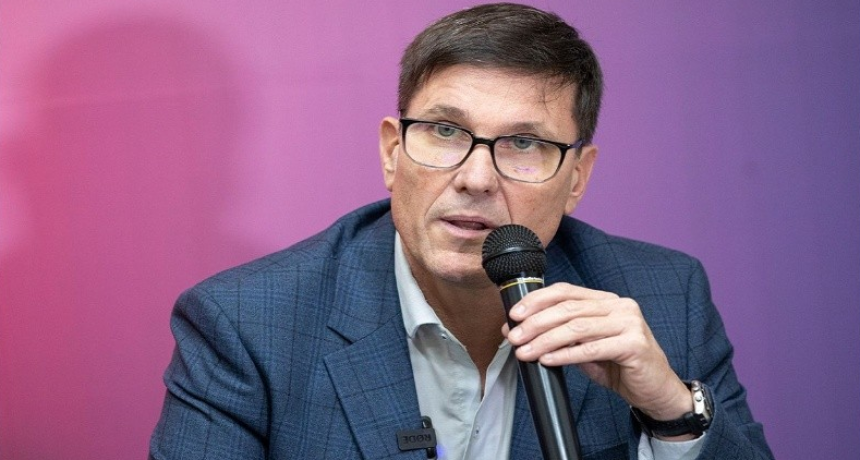 El premio por asistencia perfecta comienza a regir desde este mes tambi&eacute;n para docentes privados