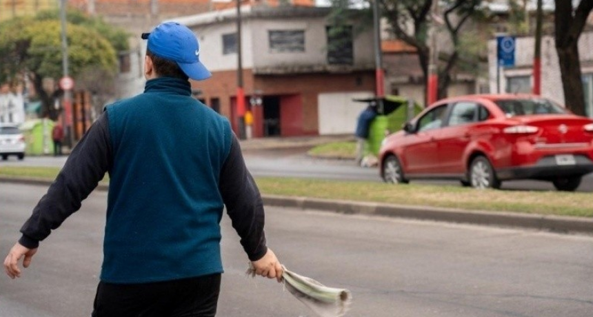 Prohibieron los cuidacoches por pedido del intendente Poletti