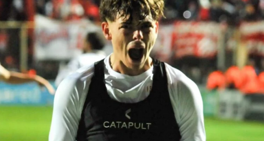 Uni&oacute;n se llev&oacute; un merecido triunfo ante Banfield sobre el final