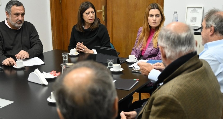 Clara Garc&iacute;a y Lionella Cattalini impulsan un proyecto para priorizar el "compre santafesino" en defensa de la producci&oacute;n y el trabajo local