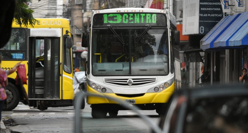 La UTA anunci&oacute; un paro de colectivos para el martes 6 de mayo