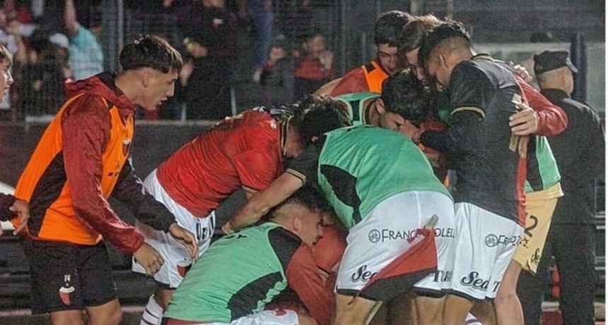 El desahogo: Col&oacute;n lo gan&oacute; en el descuento y cort&oacute; la mala racha