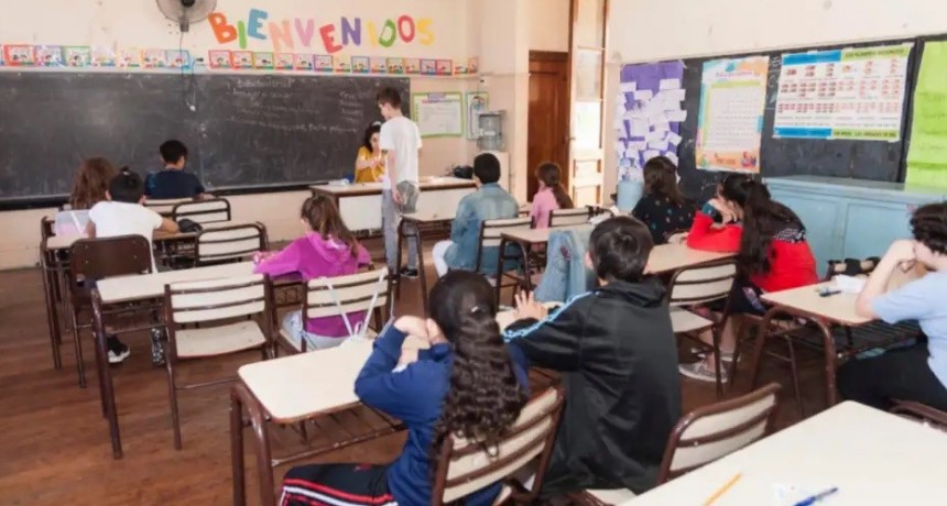 El gobierno no pagar&aacute; el d&iacute;a a docentes que adhieran al paro