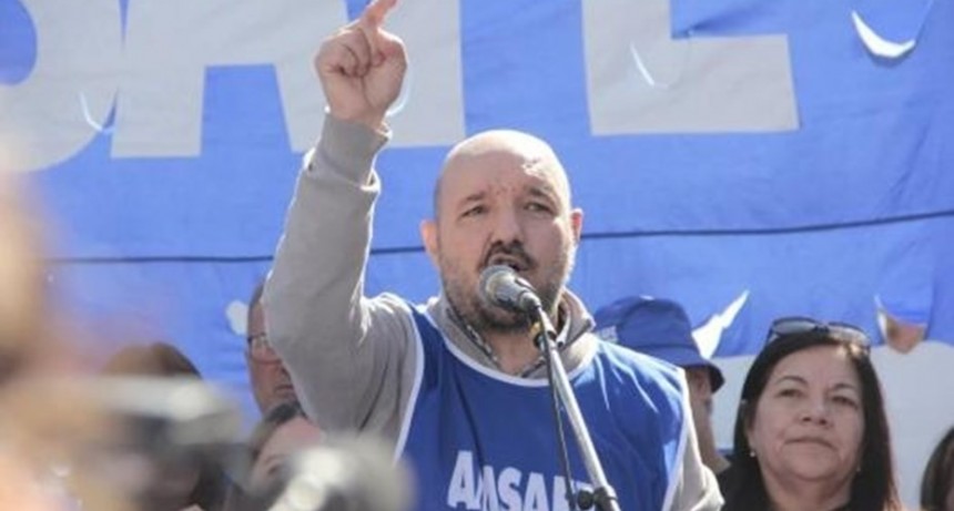 Alonso defendi&oacute; el paro del mi&eacute;rcoles: "El Gobierno eligi&oacute; a los docentes como enemigos"
