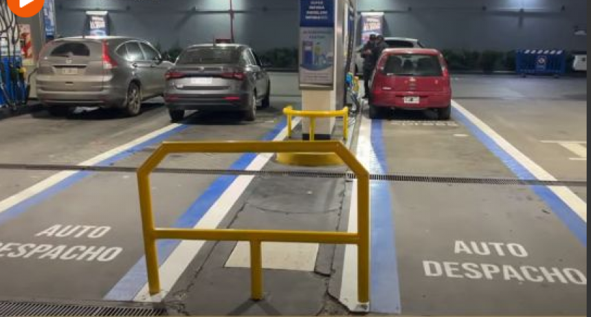Habilitaron el primer surtidor de autodespacho en una estaci&oacute;n YPF de Rosario
