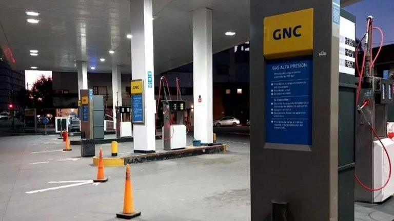 Nuevo incremento del GNC: el metro c&uacute;bico super&oacute; los $1000