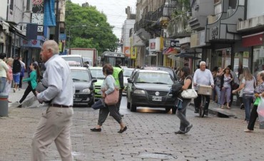 Una mujer fue detenida luego de robar en un local de la peatonal