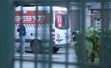 Un polic&iacute;a se dispar&oacute; accidentalmente en la cara