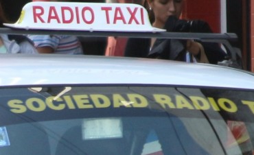 Asaltaron y apu&ntilde;alaron a un taxista en barrio El Pozo