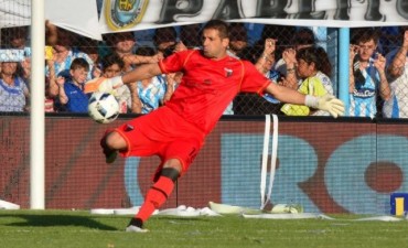 Ofrecerán renovar a Carranza y está lista la compra de Ortiz