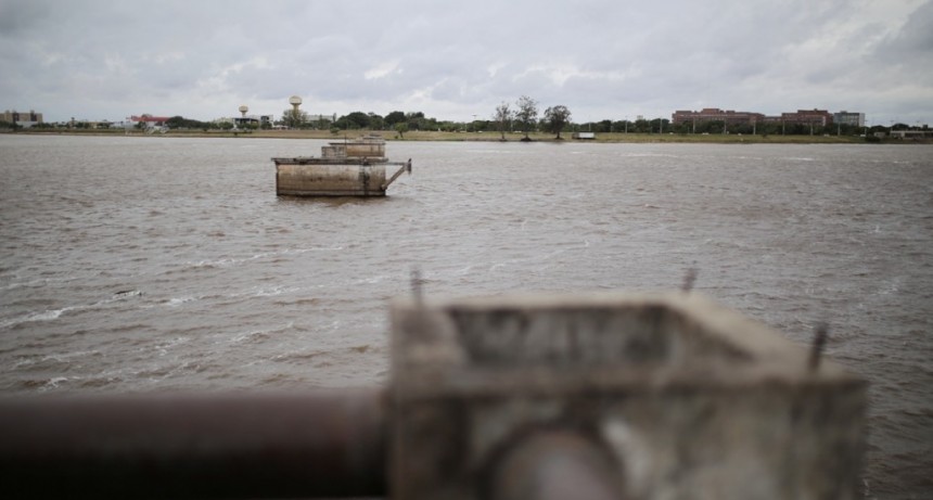 Buscan revitalizar la Costanera y los viejos pilares de la Laguna