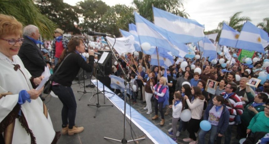 Se realiz&oacute; un nuevo acto contra la despenalizaci&oacute;n del aborto