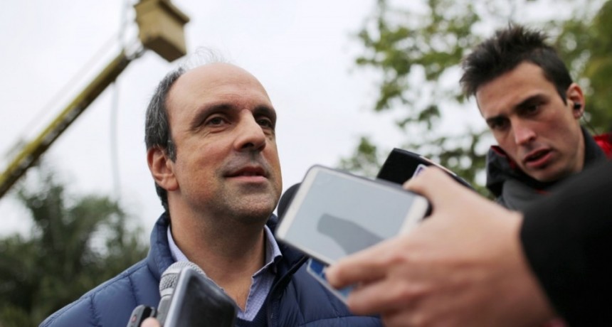 Corral: &ldquo;Ya no llega el alumbrado p&uacute;blico en la factura de la EPE&rdquo;