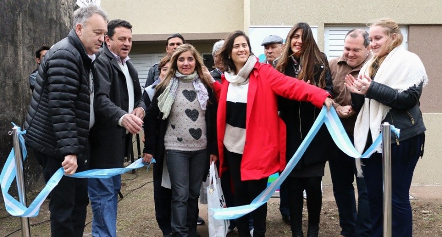 El gobierno provincial entreg&oacute; 13 viviendas en el departamento San Jer&oacute;nimo