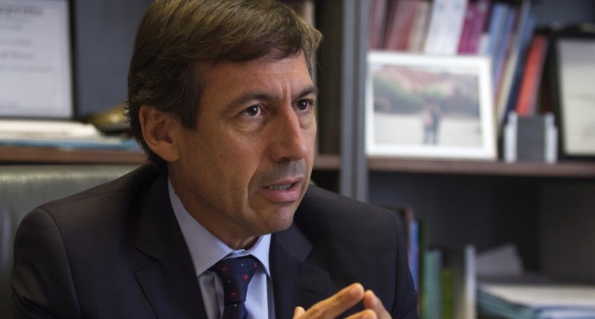 La esposa y el hijo de Luis Naidenoff fallecieron por inhalaci&oacute;n de gas