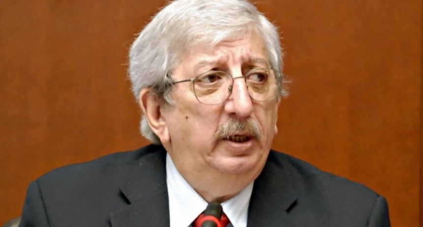 Muri&oacute; Dante Caputo