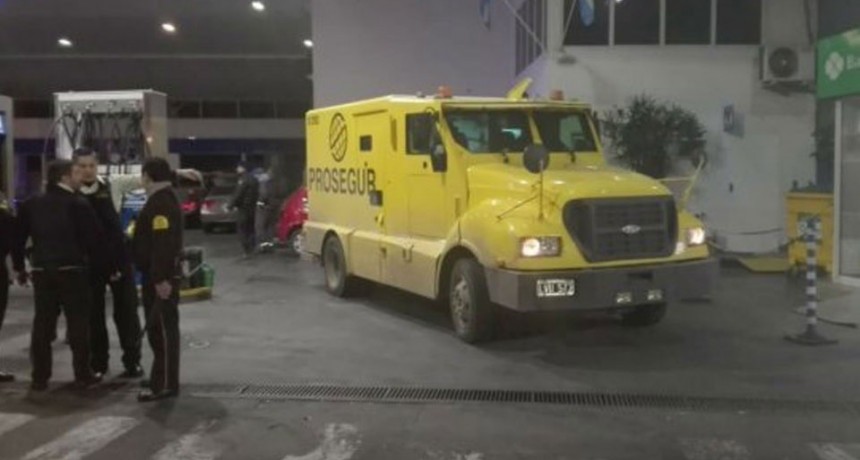 Violento intento de asalto a un camión de caudales en Rosario