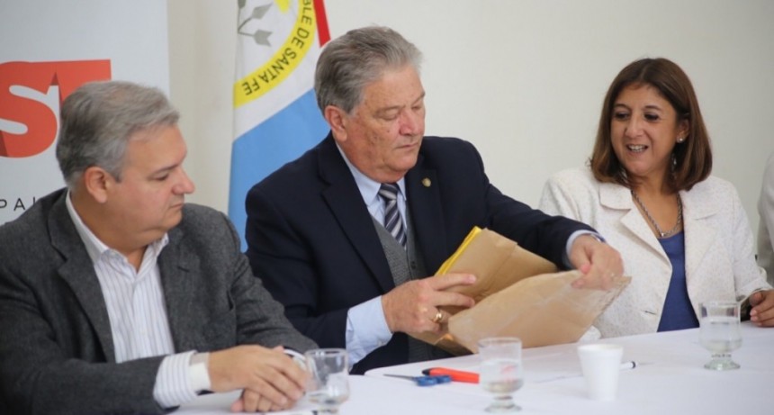 Seis oferentes para el nuevo acceso a Santo Tom&eacute; desde la autopista Rosario - Santa Fe