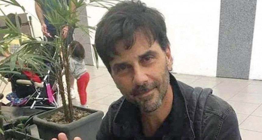 Juan Darth&eacute;s volvi&oacute; al pa&iacute;s tras las denuncias de abuso y violaci&oacute;n en su contra