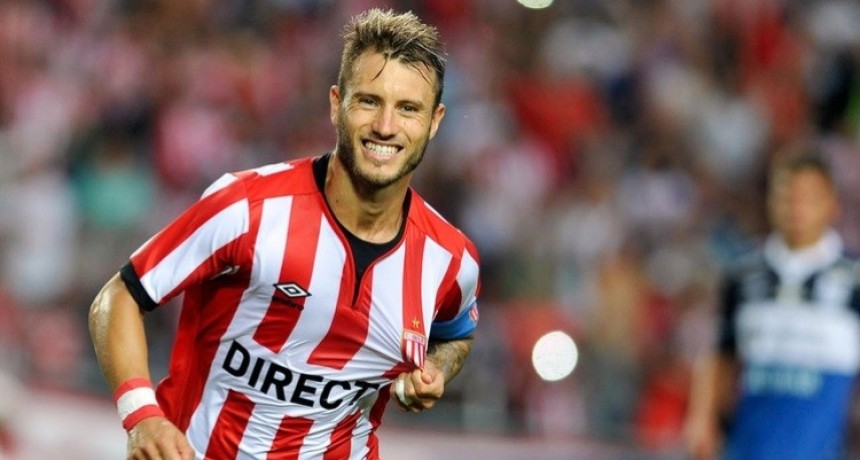 Gast&oacute;n Fern&aacute;ndez anunci&oacute; su retiro del f&uacute;tbol profesional