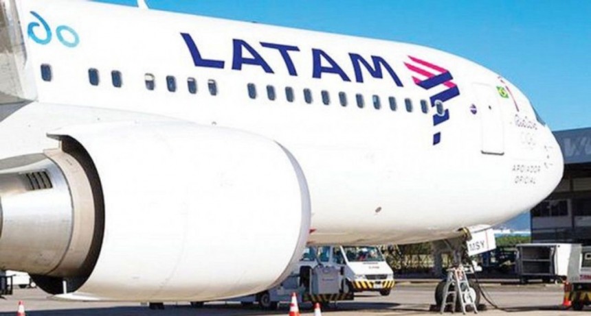 El Gobierno busca que Latam siga operando en el pa&iacute;s