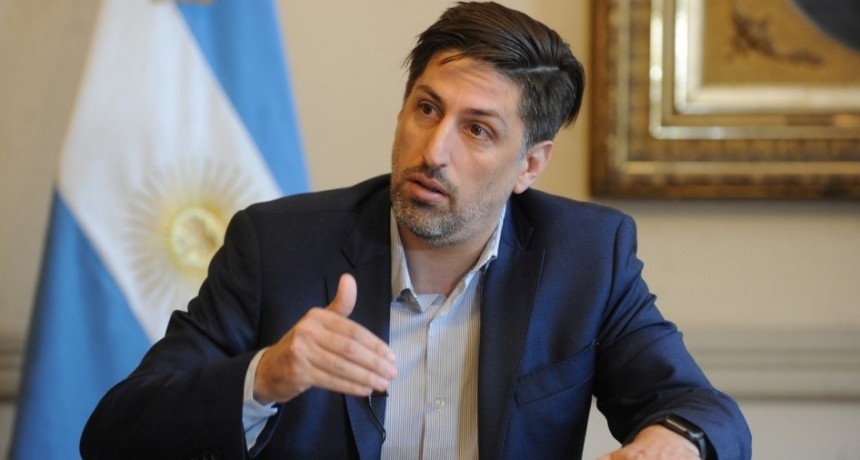 Trotta adelant&oacute; que los estudiantes universitarios &ldquo;ser&aacute;n los &uacute;ltimos en volver a las aulas&rdquo;
