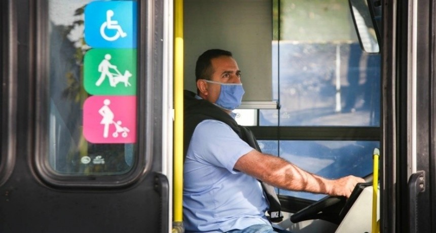 Transporte: choferes esperan respuestas y por ahora mantienen el servicio