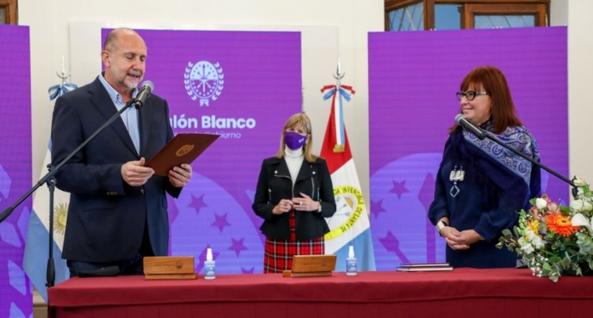 Perotti tom&oacute; juramento a la nueva ministra de Igualdad, G&eacute;nero y Diversidad, Celia Arena