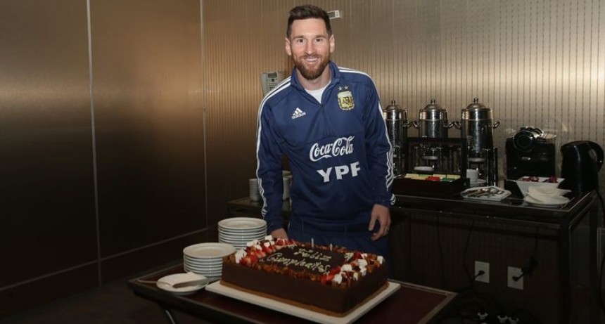Lionel Messi festeja su cumplea&ntilde;os con un deseo mundialista