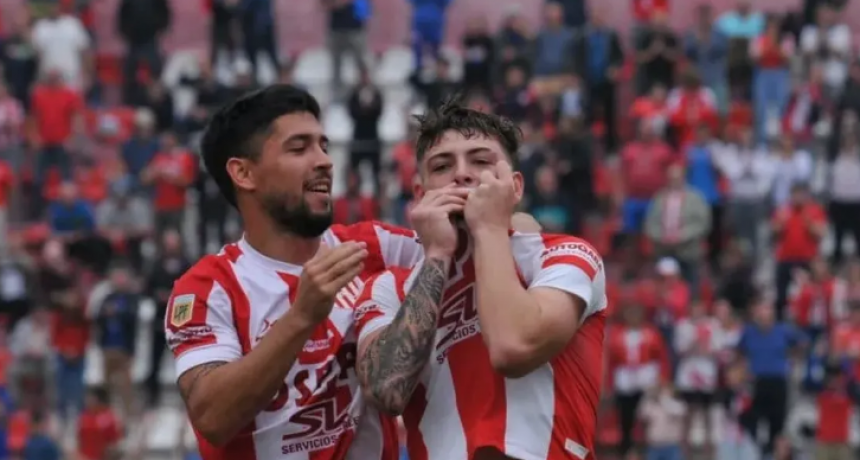 Uni&oacute;n le gan&oacute; a Gimnasia y sali&oacute; del &uacute;ltimo puesto de la tabla