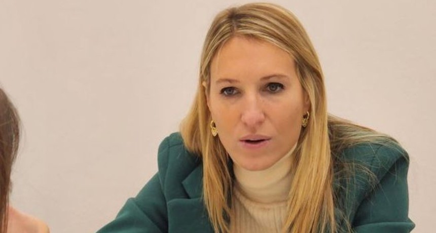 Virginia Coudannes: &ldquo;Perotti y Castell&oacute; son el retroceso&rdquo;