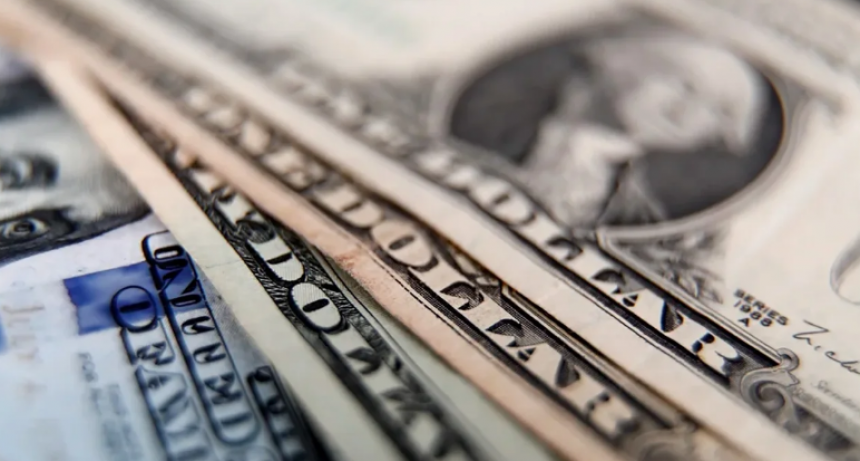 El d&oacute;lar blue no afloja y peg&oacute; otro salto de $30 en las cuevas