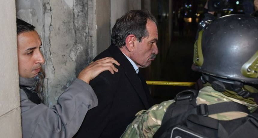Condenaron a Alperovich a 16 a&ntilde;os de prisi&oacute;n por abuso sexual contra su sobrina