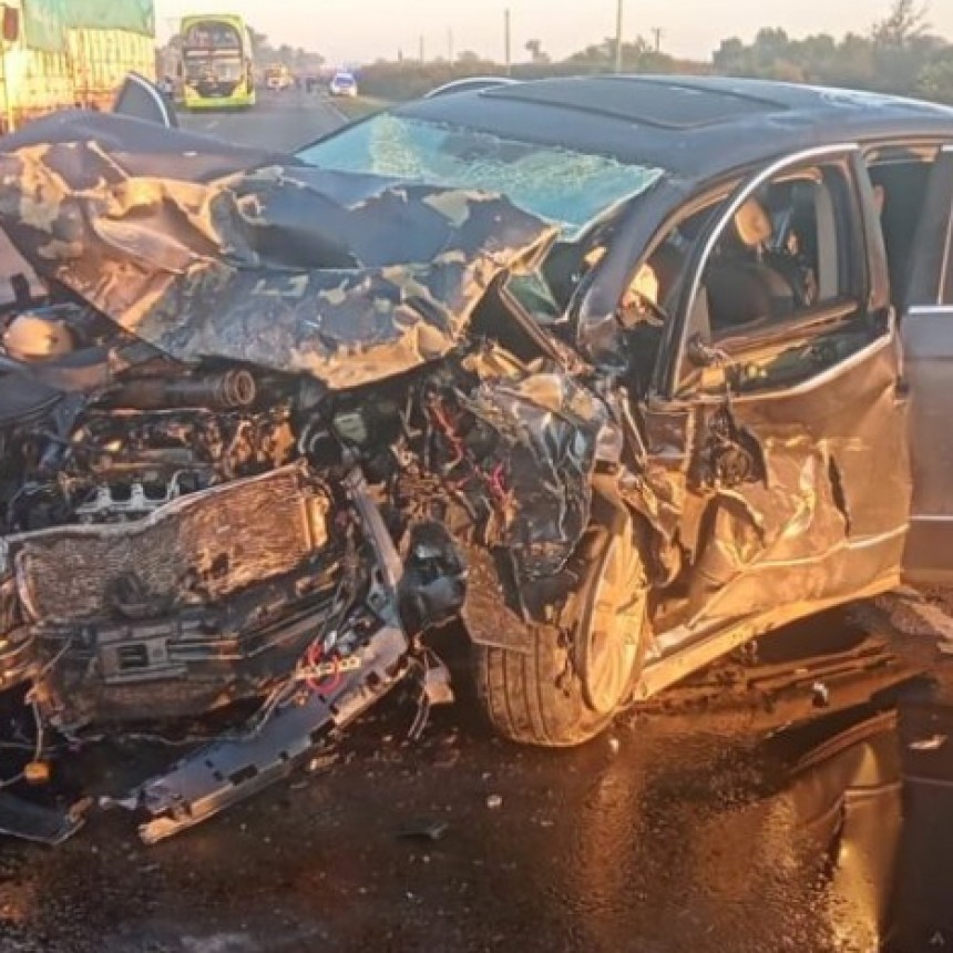 Cuatro personas fallecidas tras un fuerte choque en la Ruta 39