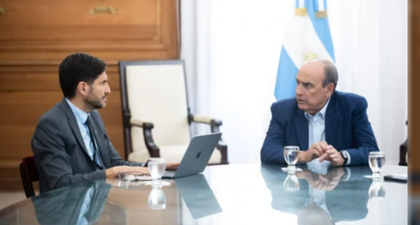 Pullaro se re&uacute;ne con Francos: Ley bases a cambio de obras p&uacute;blicas