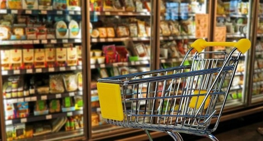 Un relevamiento advierte que la mayor&iacute;a de los santafesinos se endeuda para comprar comida