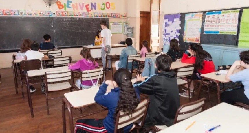 Asistencia Perfecta: se abonar&aacute; este martes el premio a docentes p&uacute;blicos y privados