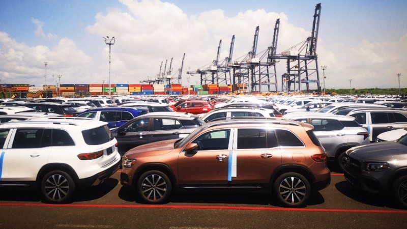 El Gobierno prepara más desregulaciones para flexibilizar la importación de autos 0 km