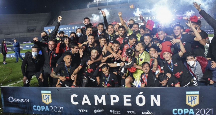 Se cumplen 4 a&ntilde;os del primer t&iacute;tulo en la historia de Col&oacute;n