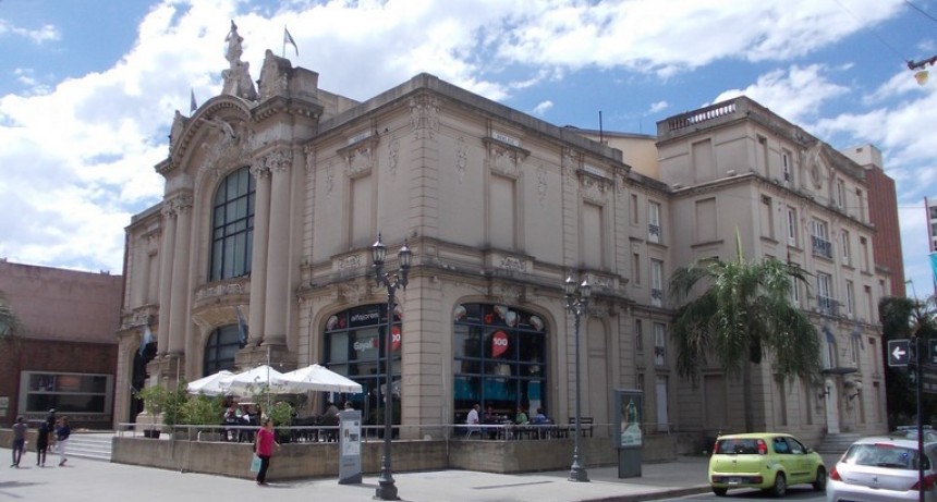 Millonario aporte de la Provincia para la puesta en valor del Teatro Municipal