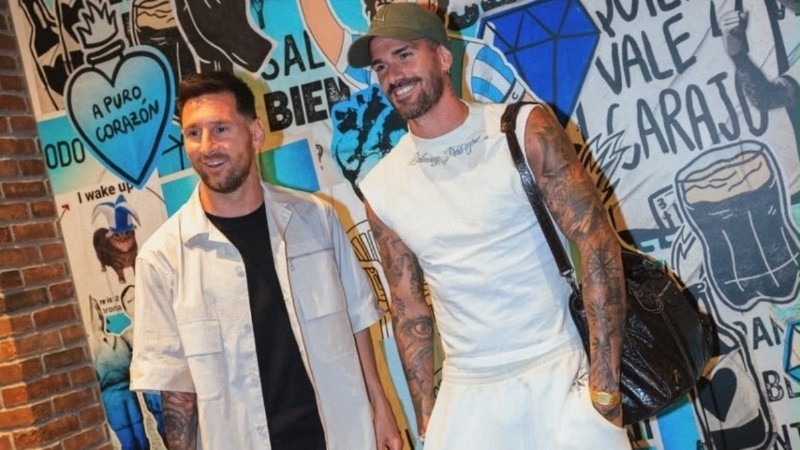 Lionel Messi lleg&oacute; a Kansas para sumarse a la selecci&oacute;n argentina