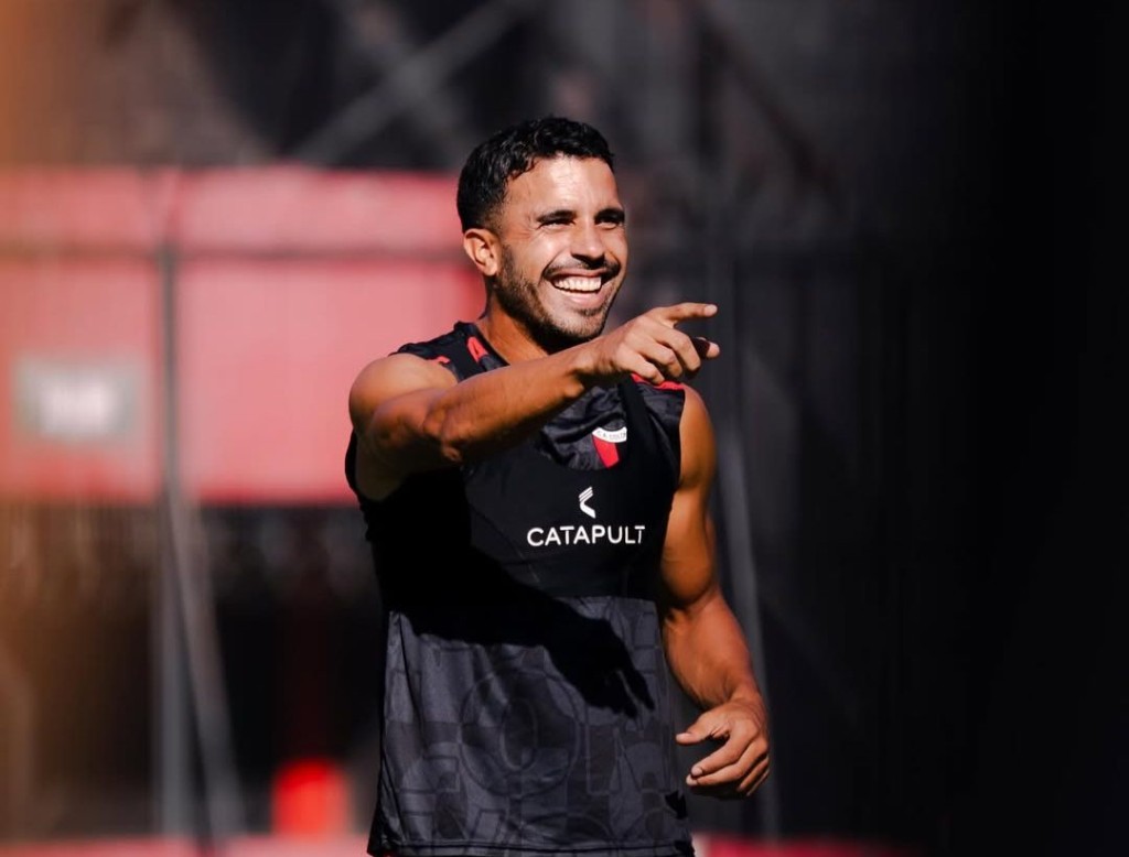 Con una variante obligada, Col&oacute;n visita Chaco