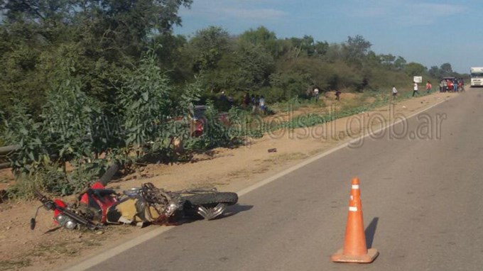 Intendente atropell&oacute; y mat&oacute; a dos wichis