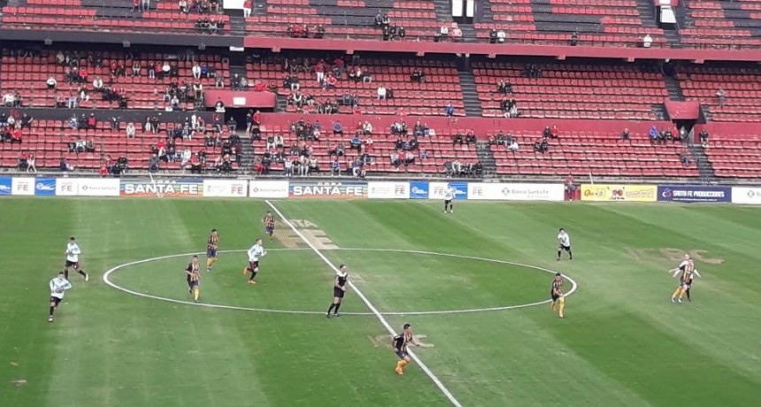 Col&oacute;n empat&oacute; con Rosario Central por Copa Santa Fe