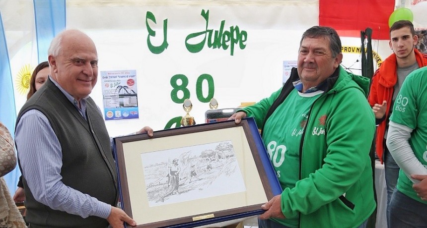 Lifschitz particip&oacute; en Santo Tom&eacute; de los festejos por los 80 a&ntilde;os del club El Julepe